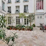 Studio Design Au Coeur Du Marais